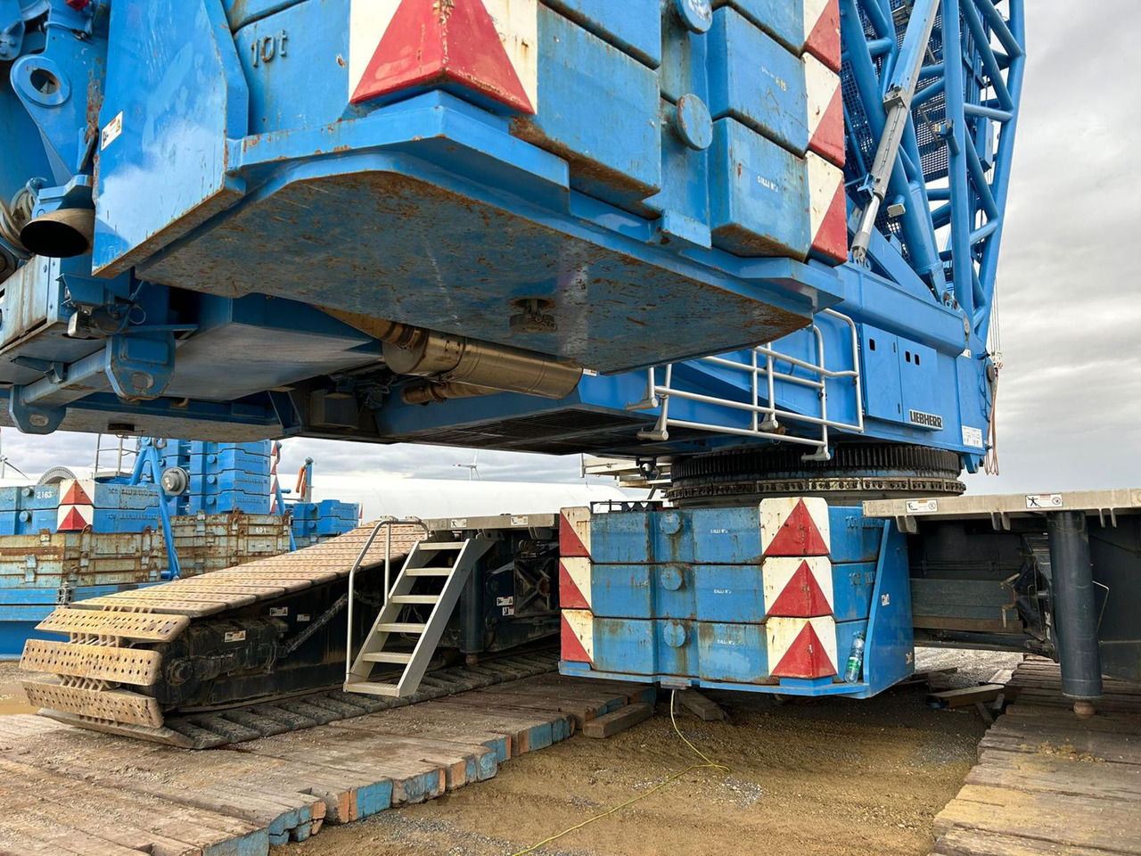 LIEBHERR LR 1600-2 - Macara pe senile: Foto 4 LIEBHERR LR 1600-2 - Macara pe senile: Foto 4