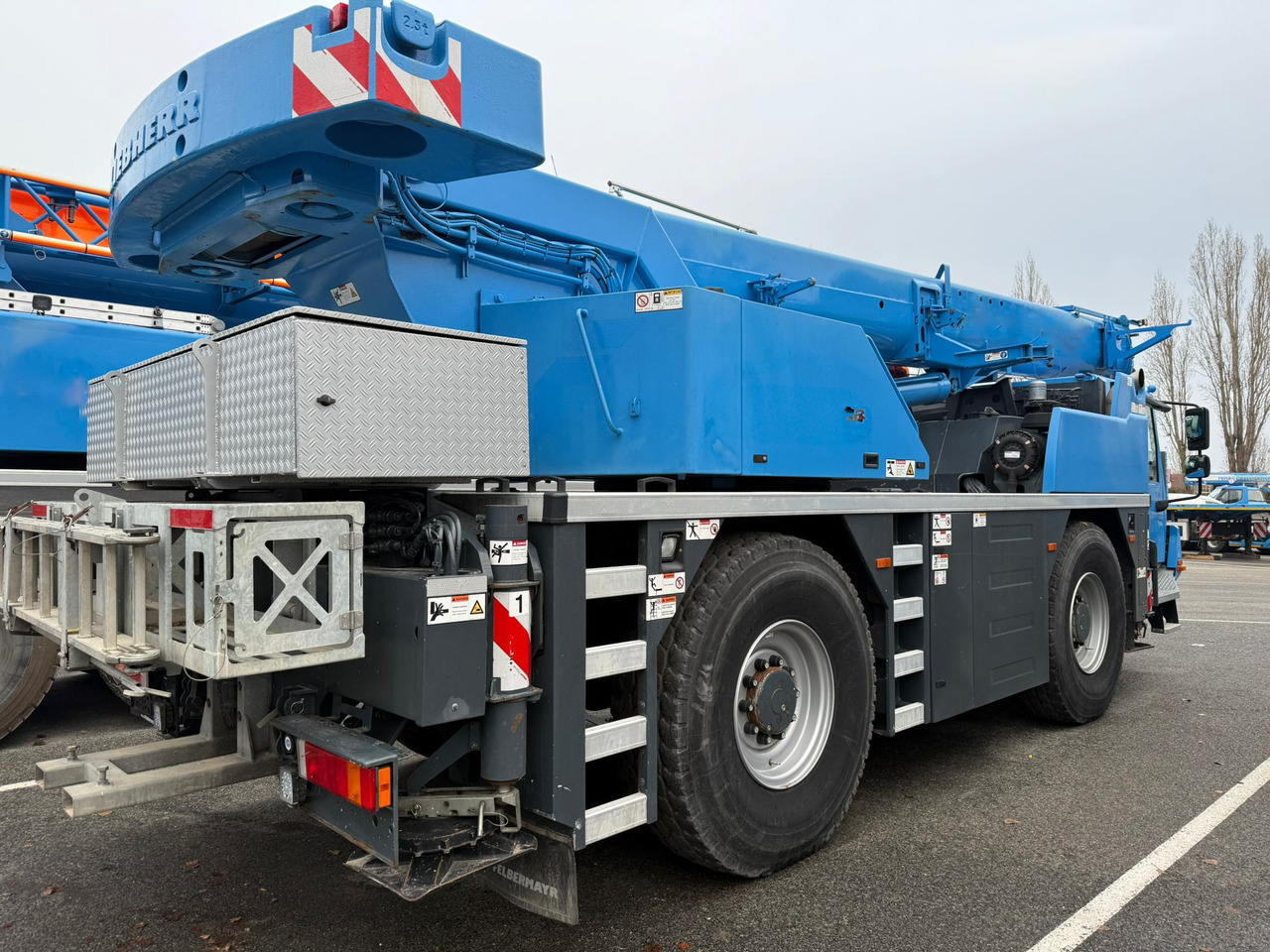 LIEBHERR LTM 1030-2.1 - Automacara: Foto 3 LIEBHERR LTM 1030-2.1 - Automacara: Foto 3