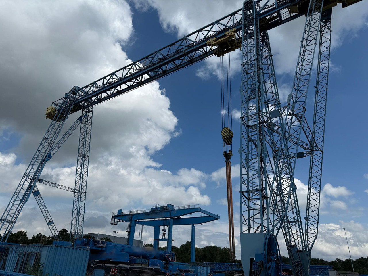 Voest Alpine P22 - Macara portal: Foto 2 Voest Alpine P22 - Macara portal: Foto 2