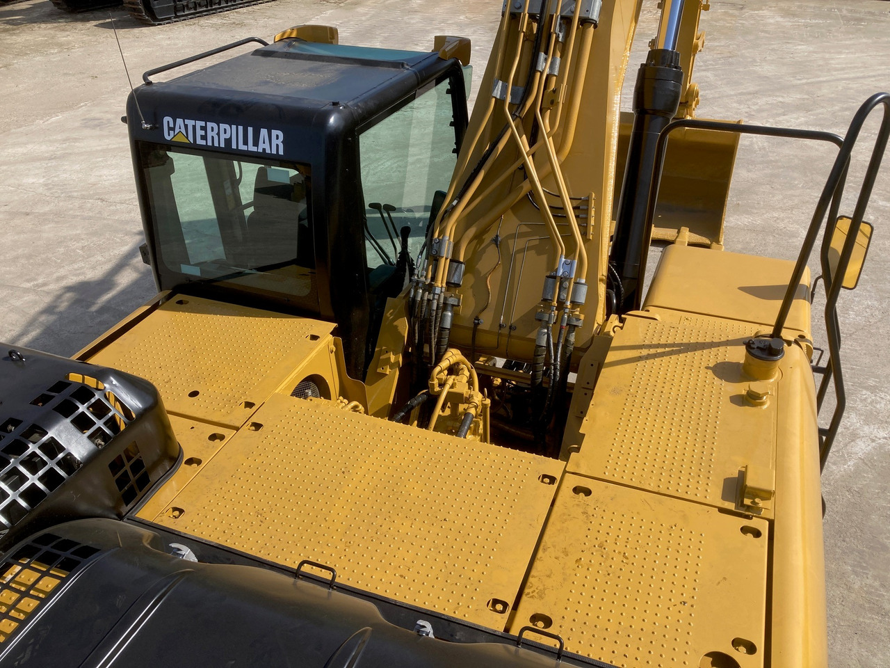 Excavator pe şenile caterpillar 330DL: Foto 8