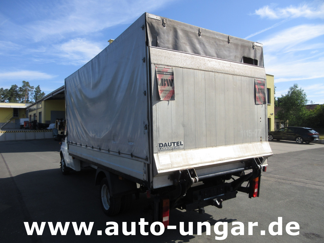 Ford Transit 90T350 Tourneo 3.500kg Pritsche & Plane Dautel LBW AHK - Autoutilitară cu prelată: Foto 5 Ford Transit 90T350 Tourneo 3.500kg Pritsche & Plane Dautel LBW AHK - Autoutilitară cu prelată: Foto 5