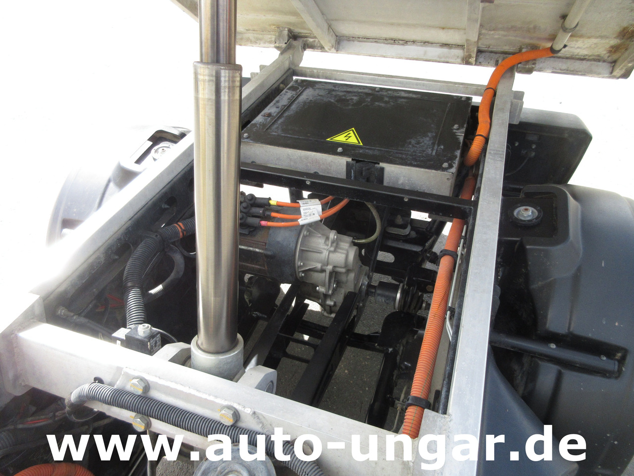 GOUPIL G5 Kipper lange Pritsche AHK Bordwanderhöhung Elektrofahrzeug - Vehicul utilitar electric: Foto 5 GOUPIL G5 Kipper lange Pritsche AHK Bordwanderhöhung Elektrofahrzeug - Vehicul utilitar electric: Foto 5