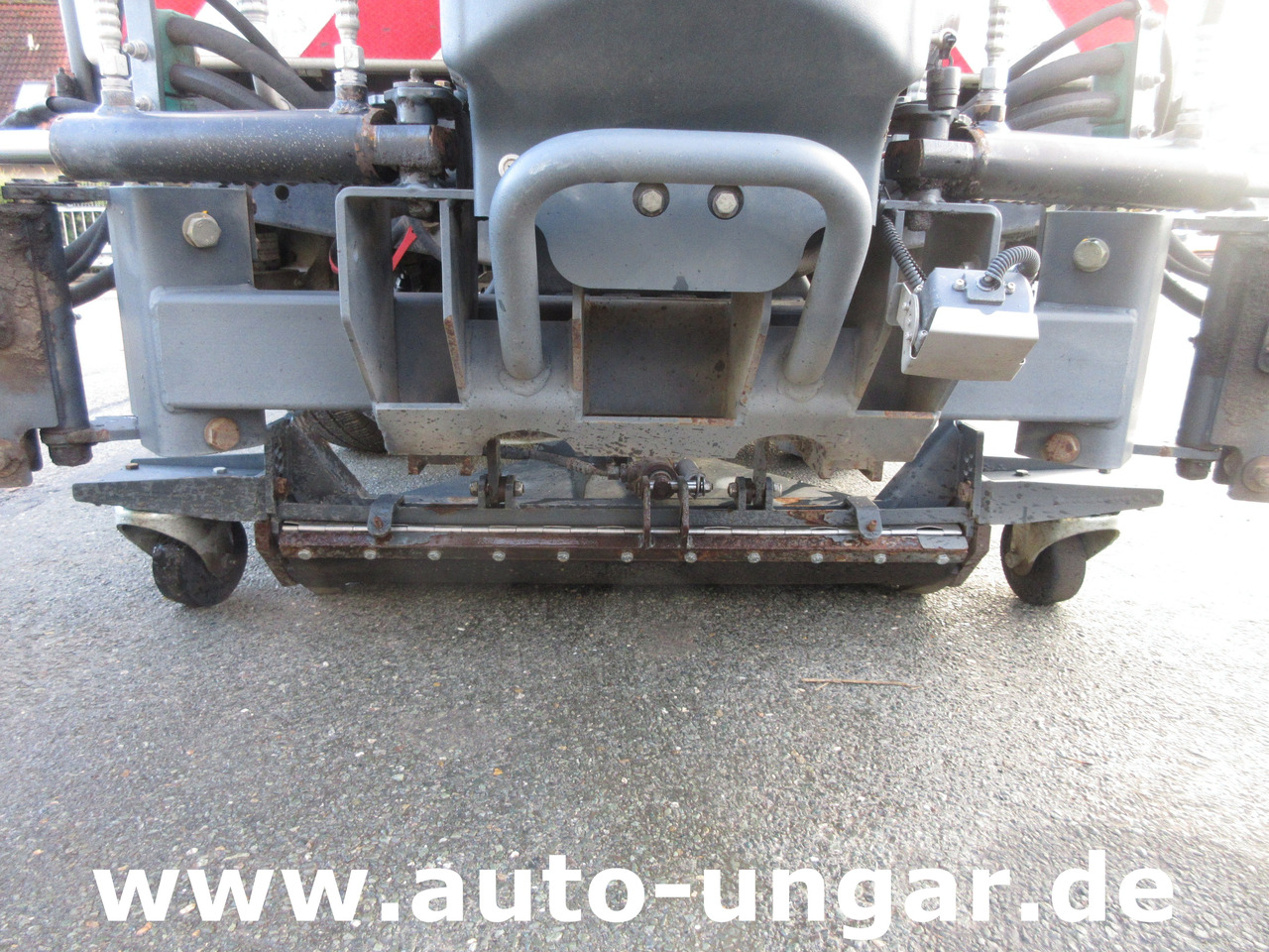 Hako CityMaster CM2000 2 Besen Baujahr 2015 Kehrmaschine 4-Rad-Lenkung - Măturătoare stradală: Foto 3 Hako CityMaster CM2000 2 Besen Baujahr 2015 Kehrmaschine 4-Rad-Lenkung - Măturătoare stradală: Foto 3