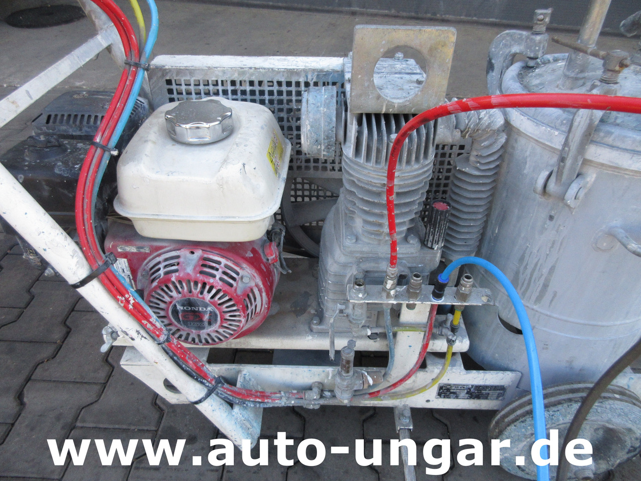 Hofmann H5-1 Straßenmarkierungsmaschine Roadmarking Machine Graco Markiermaschine - Maşină de asfaltat: Foto 4 Hofmann H5-1 Straßenmarkierungsmaschine Roadmarking Machine Graco Markiermaschine - Maşină de asfaltat: Foto 4