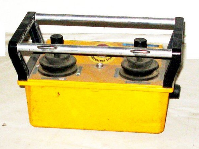 Demag +(CZ) Iteco (el. 2t/4.2m teleskop 25m - Macara: Foto 4 Demag +(CZ) Iteco (el. 2t/4.2m teleskop 25m - Macara: Foto 4