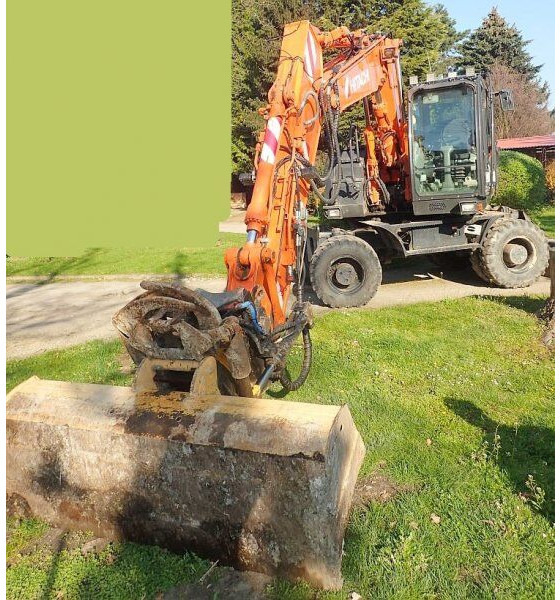 Hitachi Zaxis 140W-5B - Excavator pe roţi: Foto 4 Hitachi Zaxis 140W-5B - Excavator pe roţi: Foto 4