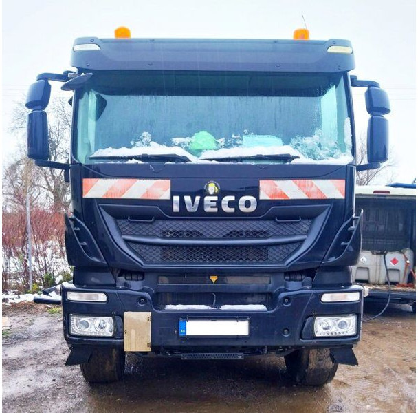 Iveco Trakker 450 - Camion basculantă: Foto 3 Iveco Trakker 450 - Camion basculantă: Foto 3