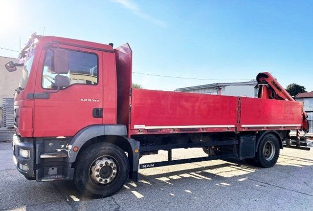 MAN 6m TGM 18.340 +Palfinger 12001 radio - Camion platformă, Camion cu macara: Foto 3 MAN 6m TGM 18.340 +Palfinger 12001 radio - Camion platformă, Camion cu macara: Foto 3