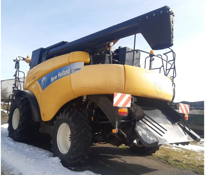 New Holland CR 980 (351) +BISO: VX 750 Crop Ranger +CX100 - Combină de recoltat cereale: Foto 3 New Holland CR 980 (351) +BISO: VX 750 Crop Ranger +CX100 - Combină de recoltat cereale: Foto 3
