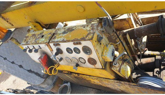 Schwing 2x! 25m BPL 601 +6x6 Tatra 815 (DOCS/KFZ MACHINE +1 no docs/kein - Autopompă de beton: Foto 5 Schwing 2x! 25m BPL 601 +6x6 Tatra 815 (DOCS/KFZ MACHINE +1 no docs/kein - Autopompă de beton: Foto 5