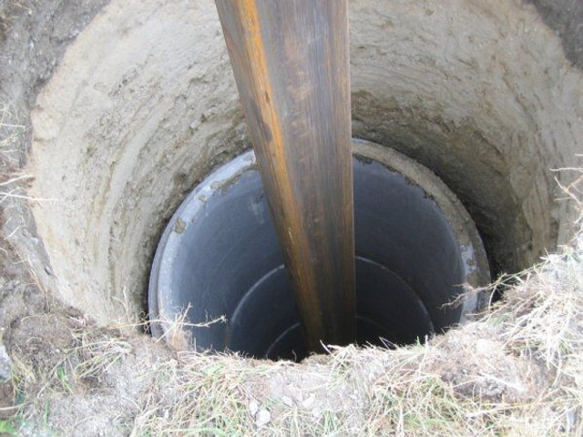 Tatra 148 6x6 +pilot ETAG/CALWELD - HB 300 (30m/150cm) - Maşină de foraj: Foto 5 Tatra 148 6x6 +pilot ETAG/CALWELD - HB 300 (30m/150cm) - Maşină de foraj: Foto 5