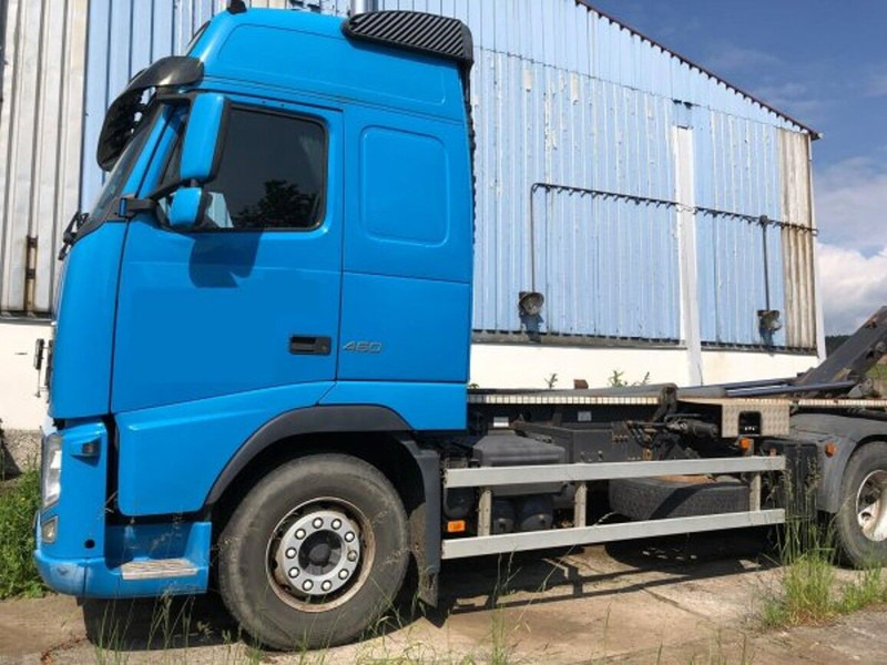 Volvo FH460 - Camion cu cârlig: Foto 1 Volvo FH460 - Camion cu cârlig: Foto 1