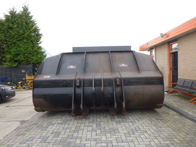 BAC Komatsu WA500 - Cupă incărcător pentru Încărcător frontal pe pneuri: Foto 4 BAC Komatsu WA500 - Cupă incărcător pentru Încărcător frontal pe pneuri: Foto 4