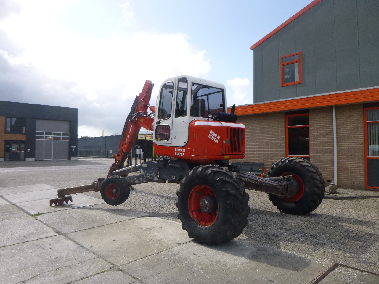 EUROCOMACH 6500M Super - Excavator păianjen: Foto 3 EUROCOMACH 6500M Super - Excavator păianjen: Foto 3