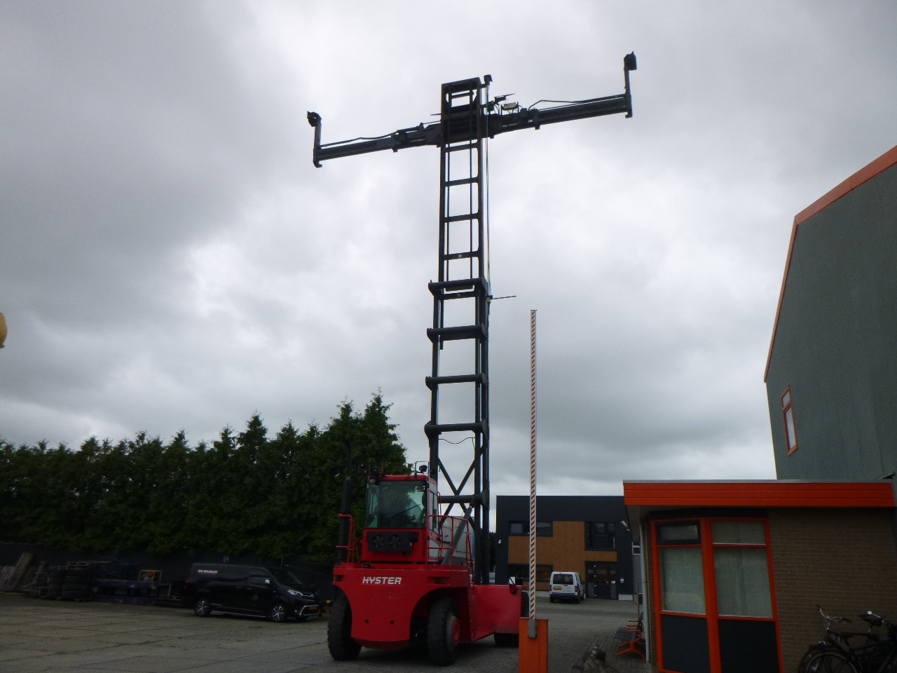 Stivuitor containere HYSTER H22.00XM-12EC: Foto 39 Stivuitor containere HYSTER H22.00XM-12EC: Foto 39