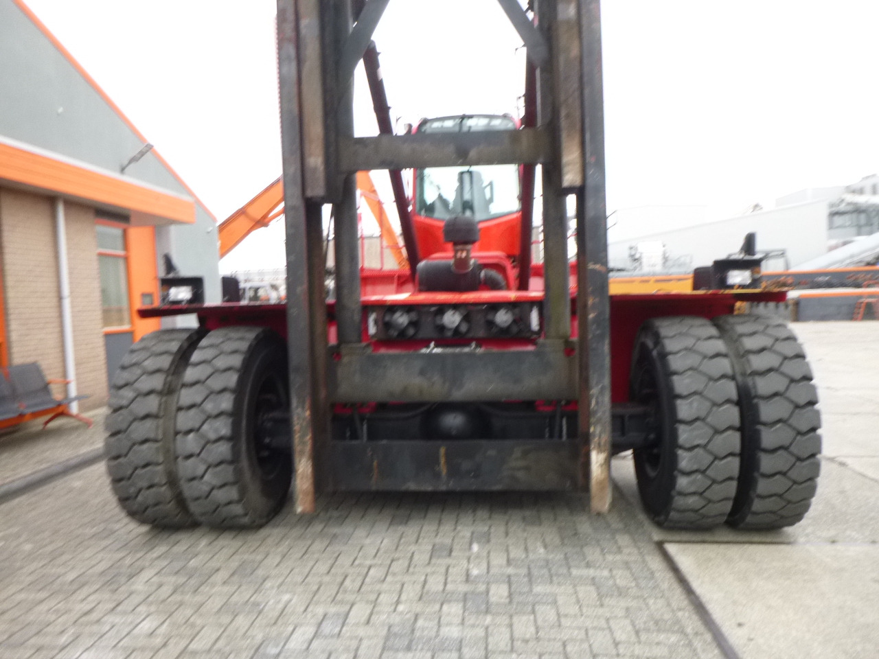 Stivuitor containere HYSTER H22.00XM-12EC: Foto 35 Stivuitor containere HYSTER H22.00XM-12EC: Foto 35