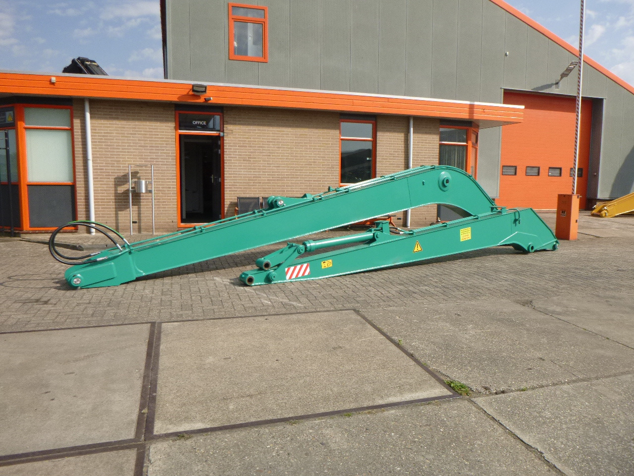 KOBELCO SK200 / SK210 - Braț pentru Excavator pe şenile: Foto 1 KOBELCO SK200 / SK210 - Braț pentru Excavator pe şenile: Foto 1