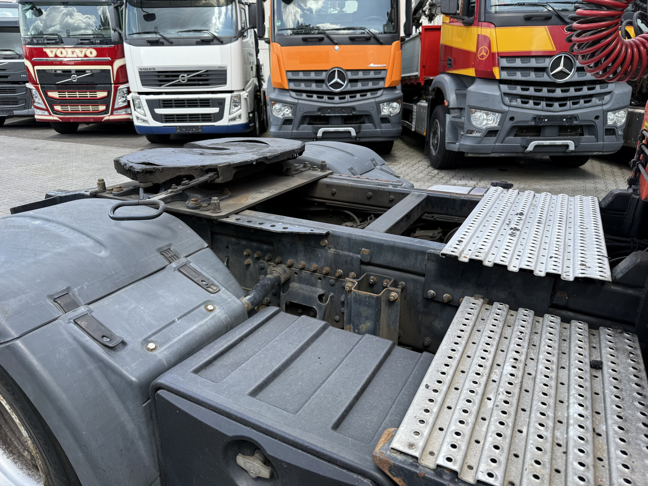 MAN TGA 18.430 Kran Palfinger 16502 bis 26.5 Meter - Cap tractor: Foto 2 MAN TGA 18.430 Kran Palfinger 16502 bis 26.5 Meter - Cap tractor: Foto 2