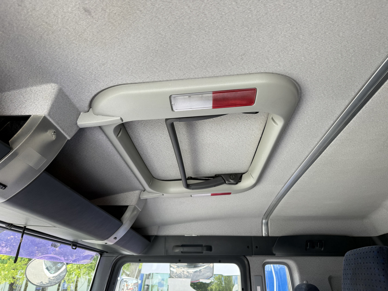 MAN TGA 18.350 4X2 LL Fahrschule - Camion transport containere/ Swap body: Foto 2 MAN TGA 18.350 4X2 LL Fahrschule - Camion transport containere/ Swap body: Foto 2