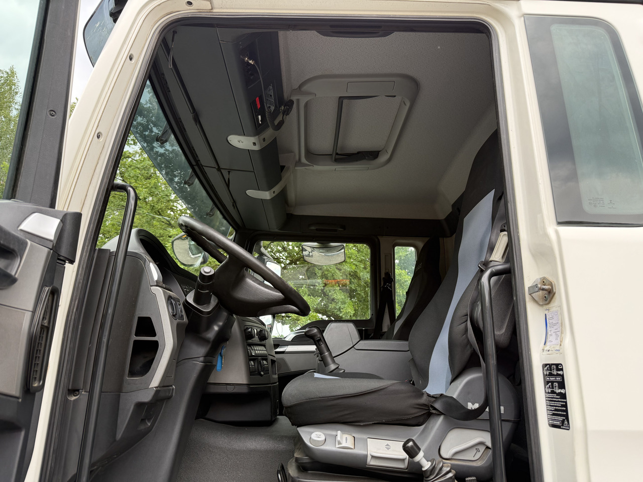 MAN TGS 26.400 6X6 BB Meiller - Camion basculantă: Foto 5 MAN TGS 26.400 6X6 BB Meiller - Camion basculantă: Foto 5