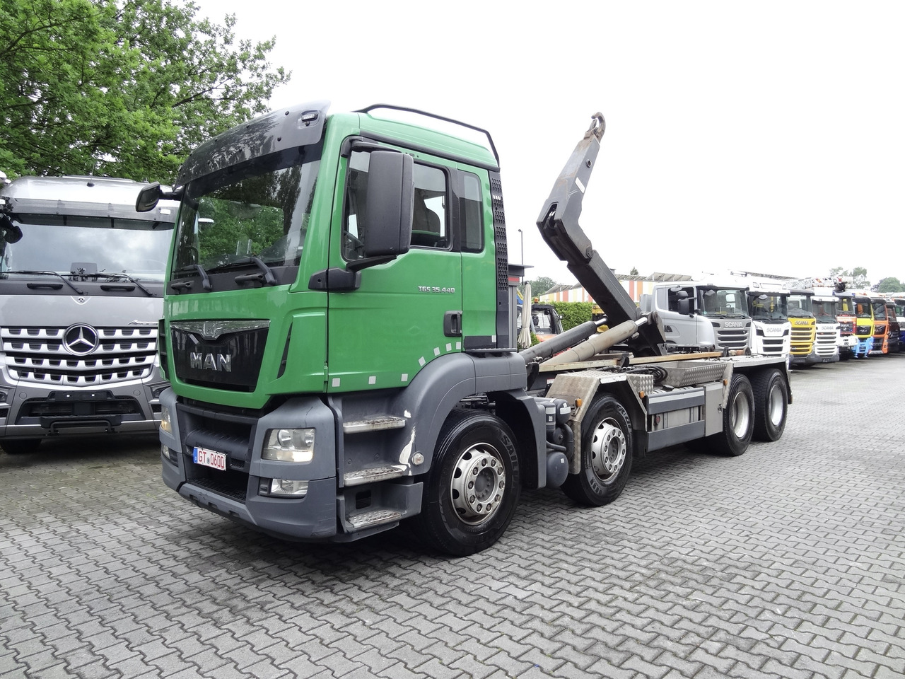 MAN TGS 35.440 8X4 BB VDL Haken - Camion cu cârlig: Foto 1 MAN TGS 35.440 8X4 BB VDL Haken - Camion cu cârlig: Foto 1