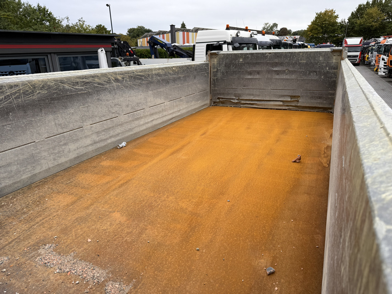 Mercedes-Benz Arocs 3246K 8X4 Meiller - Camion basculantă: Foto 5 Mercedes-Benz Arocs 3246K 8X4 Meiller - Camion basculantă: Foto 5