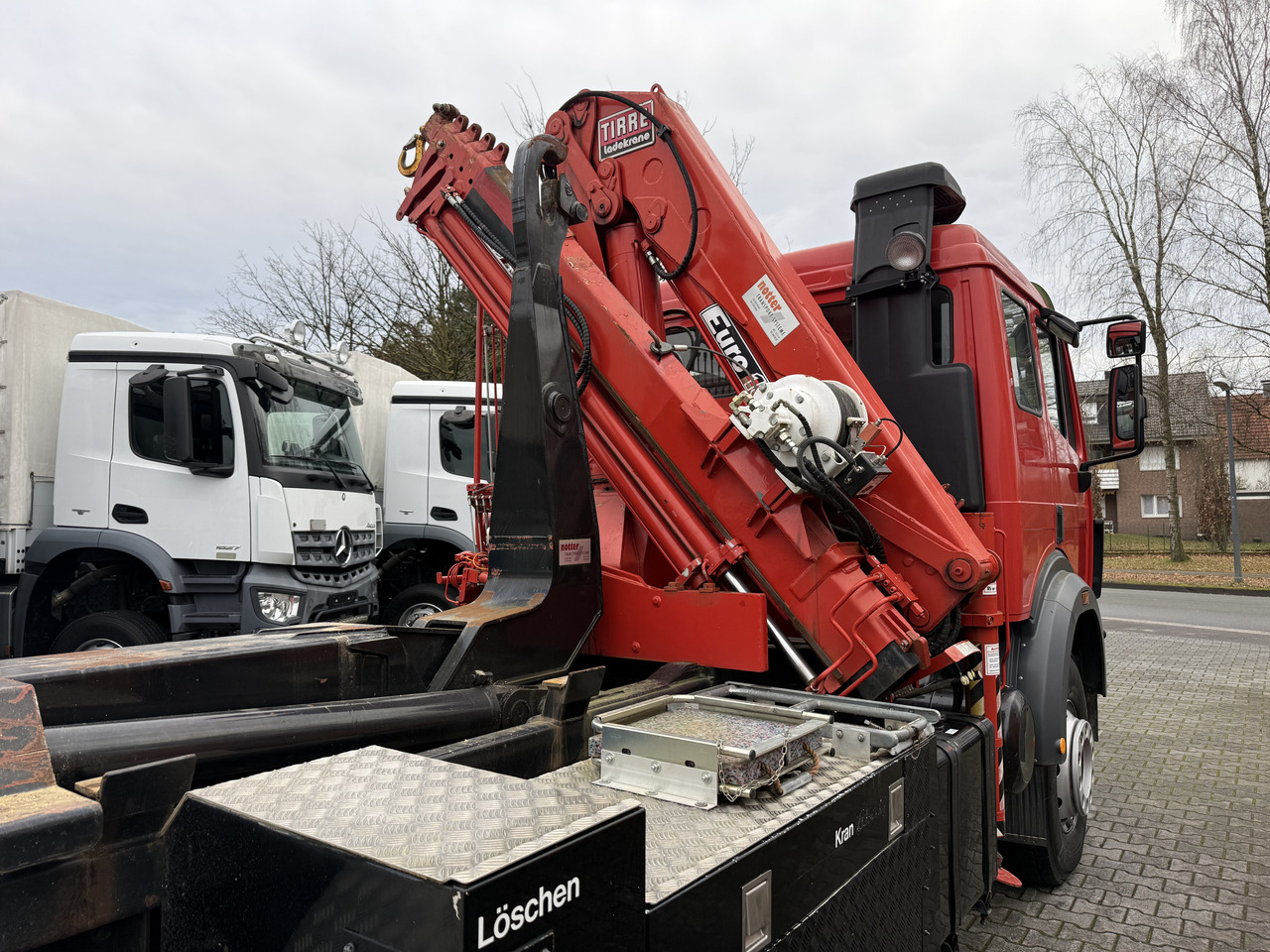 Mercedes-Benz SK 2538 6X4 Haken Kran/ Oldtimer/ Feuerwehr - Camion cu cârlig, Camion cu macara: Foto 3 Mercedes-Benz SK 2538 6X4 Haken Kran/ Oldtimer/ Feuerwehr - Camion cu cârlig, Camion cu macara: Foto 3