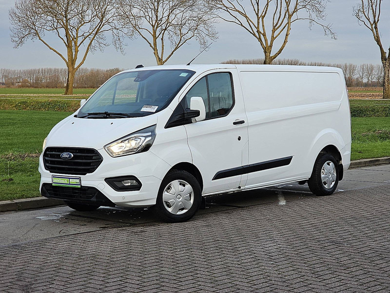 Ford Transit Custom 2.0 L2H1 Navi Euro6 - Autoutilitară compactă: Foto 2 Ford Transit Custom 2.0 L2H1 Navi Euro6 - Autoutilitară compactă: Foto 2