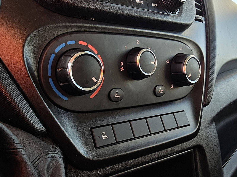 Autoutilitară basculantă Iveco Daily 35C16 DUB.CAB Kipper 3.0Lt: Foto 10 Autoutilitară basculantă Iveco Daily 35C16 DUB.CAB Kipper 3.0Lt: Foto 10