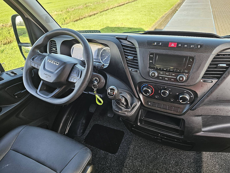 Autoutilitară basculantă Iveco Daily 35C16 DUB.CAB Kipper 3.0Lt: Foto 8 Autoutilitară basculantă Iveco Daily 35C16 DUB.CAB Kipper 3.0Lt: Foto 8