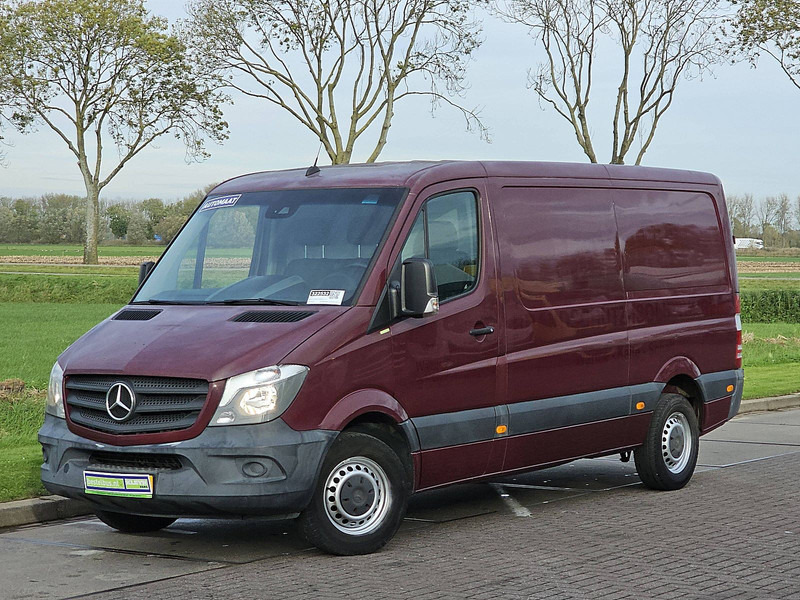 Mercedes-Benz Sprinter 211 CDI - Autoutilitară compactă: Foto 2 Mercedes-Benz Sprinter 211 CDI - Autoutilitară compactă: Foto 2