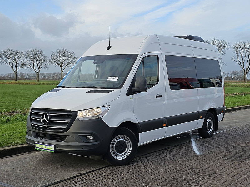 Mercedes-Benz Sprinter 317 L2H2 8-Pers + Lift ! - Microbuz, Transport persoane: Foto 2 Mercedes-Benz Sprinter 317 L2H2 8-Pers + Lift ! - Microbuz, Transport persoane: Foto 2