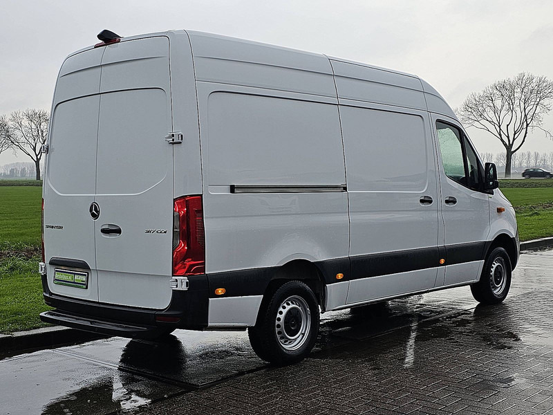 Mercedes-Benz Sprinter 317 L2H2 Mbux Navi RWD! - Dubă: Foto 3 Mercedes-Benz Sprinter 317 L2H2 Mbux Navi RWD! - Dubă: Foto 3