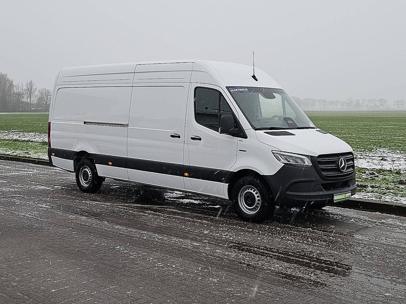 Mercedes-Benz eSprinter L3H2 320 81 kWh LED! - Dubă, Autoutilitară electrică: Foto 5 Mercedes-Benz eSprinter L3H2 320 81 kWh LED! - Dubă, Autoutilitară electrică: Foto 5
