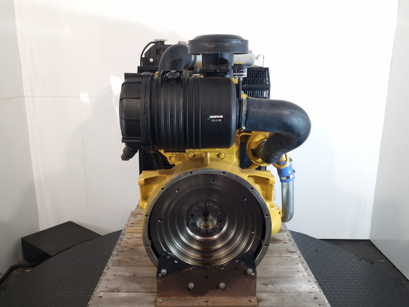 Caterpillar 3054C DITAAC Engine + Radiator - Motor pentru Echipament industrial: Foto 4 Caterpillar 3054C DITAAC Engine + Radiator - Motor pentru Echipament industrial: Foto 4