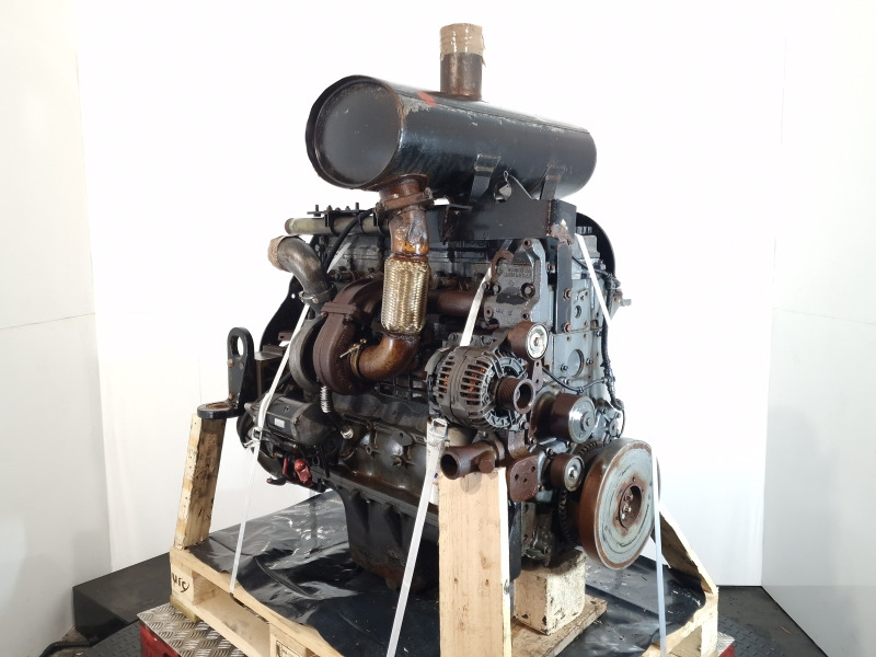 Iveco FPT 667TA F4HE0684J*D Engine (Plant) - Motor pentru Utilaje constructii: Foto 4 Iveco FPT 667TA F4HE0684J*D Engine (Plant) - Motor pentru Utilaje constructii: Foto 4