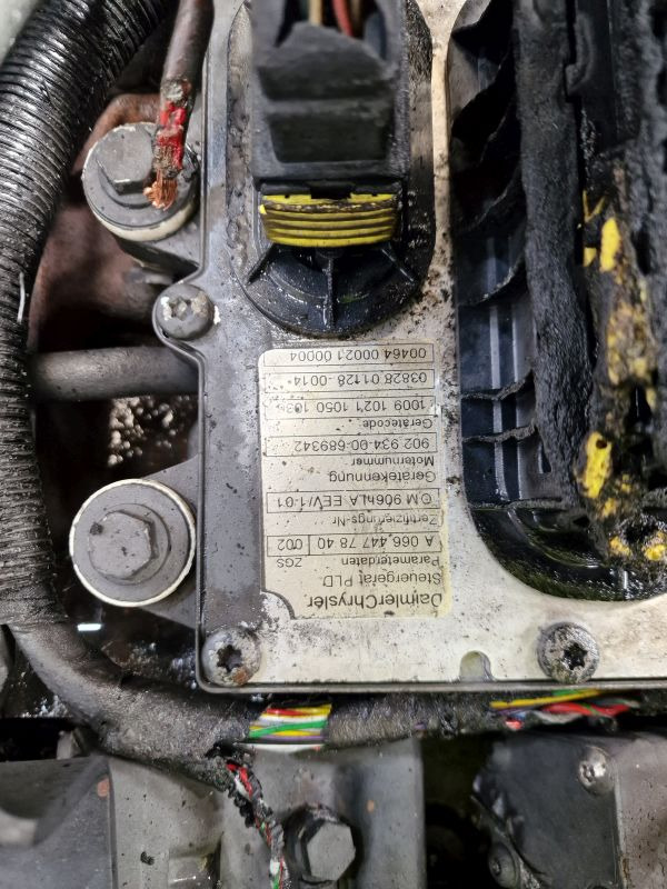 Mercedes Benz OM906HLA EEV/1-01 Engine (Bus) - Motor: Foto 2 Mercedes Benz OM906HLA EEV/1-01 Engine (Bus) - Motor: Foto 2