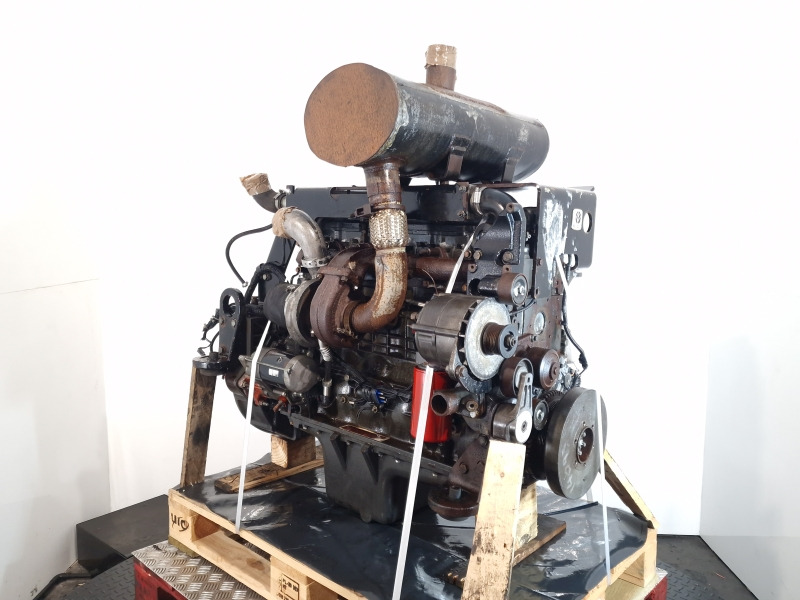 NH F4HE9684E*J102 667TA EBD Engine (Plant) - Motor pentru Utilaje constructii: Foto 4 NH F4HE9684E*J102 667TA EBD Engine (Plant) - Motor pentru Utilaje constructii: Foto 4