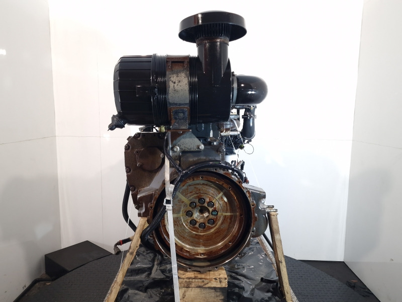 Iveco/Cummins F4GE0685D*F650 Engine (Industrial) - Motor pentru Echipament industrial: Foto 3 Iveco/Cummins F4GE0685D*F650 Engine (Industrial) - Motor pentru Echipament industrial: Foto 3
