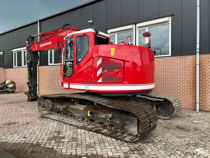 Case CX235C SR - Excavator pe şenile: Foto 4 Case CX235C SR - Excavator pe şenile: Foto 4