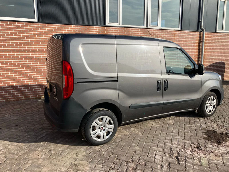 Fiat Doblò - Automobil: Foto 4 Fiat Doblò - Automobil: Foto 4