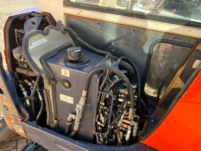 Mini excavator Kubota KX91-3a: Foto 6