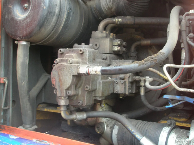 Liebherr R924B - Excavator pe şenile: Foto 5 Liebherr R924B - Excavator pe şenile: Foto 5