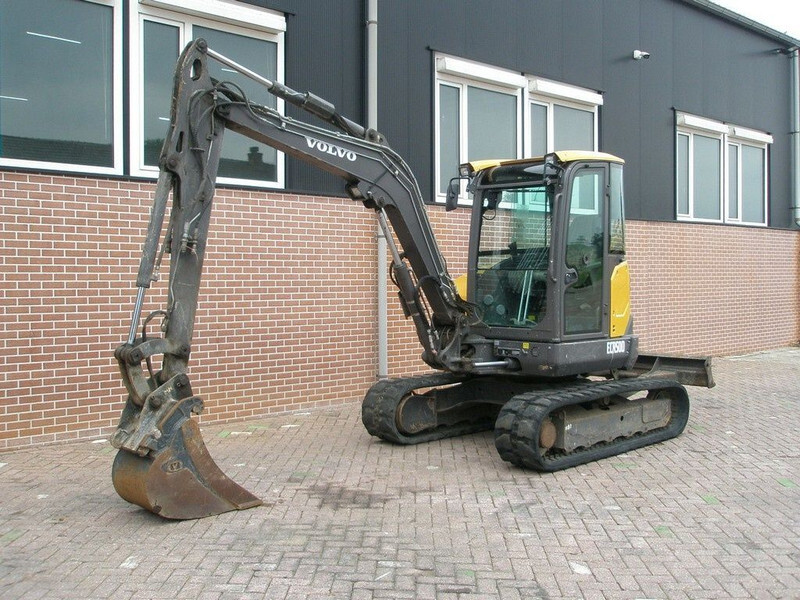 Volvo ECR50D - Mini excavator: Foto 1 Volvo ECR50D - Mini excavator: Foto 1