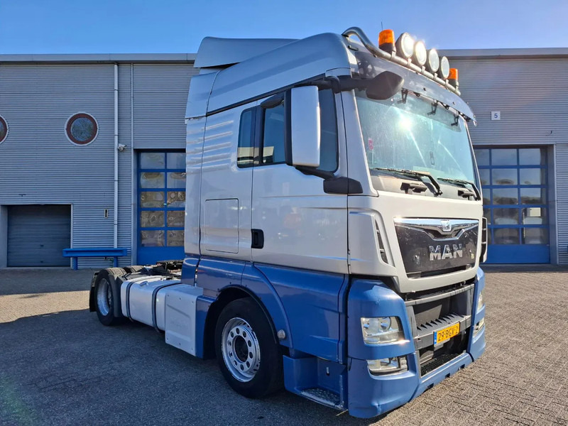 MAN TGX 18.440 / MEGA / NL TRUCK / TUV:12-02-2026 / DOUBLE TANK / PARKCOOL / ACC / LWDS / FRIDGE / 2XBED / AUTOMATIC / EURO-6 / 2016 - Cap tractor: Foto 2 MAN TGX 18.440 / MEGA / NL TRUCK / TUV:12-02-2026 / DOUBLE TANK / PARKCOOL / ACC / LWDS / FRIDGE / 2XBED / AUTOMATIC / EURO-6 / 2016 - Cap tractor: Foto 2