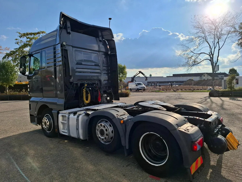 MAN TGX 26.460 / INTARDER / ACC / LWDS / LIFT AXLE / FRIDGE / 2XBED / AUTOMATIC / EURO-6 / 2020 - Cap tractor: Foto 3 MAN TGX 26.460 / INTARDER / ACC / LWDS / LIFT AXLE / FRIDGE / 2XBED / AUTOMATIC / EURO-6 / 2020 - Cap tractor: Foto 3