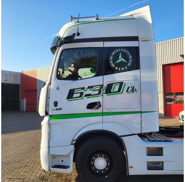 Mercedes-Benz ACTROS 1863 / ENGINE RUNNING / RETARDER / PARK-COOL /HYDRAULICS / ONLY: 268593KM / GIGA-SPACE / MIRRORCAM / AUTOMATIC / EURO-6 / - Cap tractor: Foto 4 Mercedes-Benz ACTROS 1863 / ENGINE RUNNING / RETARDER / PARK-COOL /HYDRAULICS / ONLY: 268593KM / GIGA-SPACE / MIRRORCAM / AUTOMATIC / EURO-6 / - Cap tractor: Foto 4