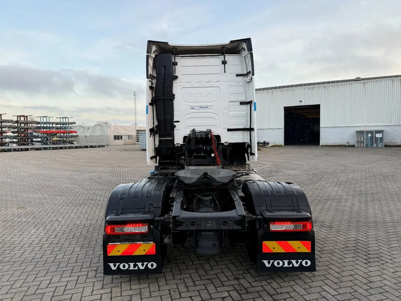 Volvo FH4-460 / ENGINE RUNNING / ONLY:388955KM / LWDS / AUTOMATIC / EURO-6 / 2019 - Cap tractor: Foto 4 Volvo FH4-460 / ENGINE RUNNING / ONLY:388955KM / LWDS / AUTOMATIC / EURO-6 / 2019 - Cap tractor: Foto 4
