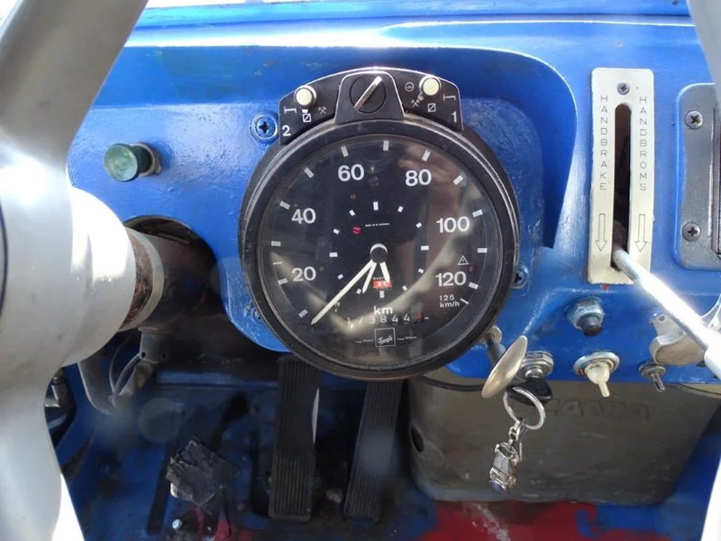 Camion furgon Scania L85.50 / 4X2 / FULL STEEL / EURO-0 / 1970: Foto 12 Camion furgon Scania L85.50 / 4X2 / FULL STEEL / EURO-0 / 1970: Foto 12