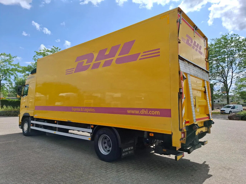 Volvo FH13-420 / NL TRUCK / PLATFORM 2000KG / AIRCO / FRIDGE / AUTOMATIC / EURO-5 / 2010 - Camion furgon: Foto 3 Volvo FH13-420 / NL TRUCK / PLATFORM 2000KG / AIRCO / FRIDGE / AUTOMATIC / EURO-5 / 2010 - Camion furgon: Foto 3